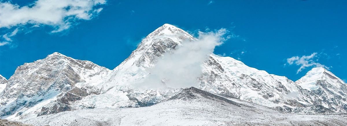 Armando-Iachini-Raúl-Biocchi-conquistó-la-cima-del-Everest